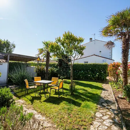 Hébergement de vacances Ile De Ré Le Petit Village La Maison 9 *